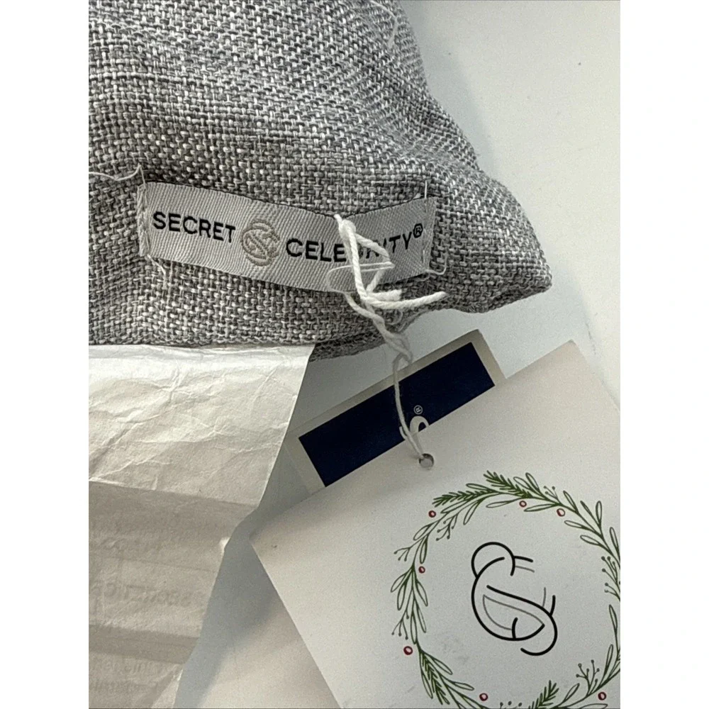 2-Secret‎ Celebrity Merry Christmas Gray Deer Embroidered Throw Pillows NWT